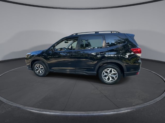 Certified 2022 Subaru Forester Premium w/ Popular Package #2 AWD/4WD image 5
