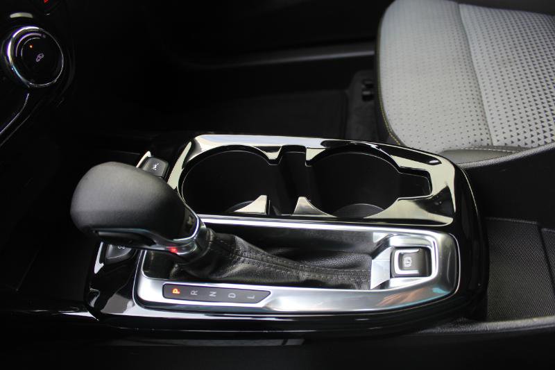 Used 2025 Chevrolet Trax LT image 35