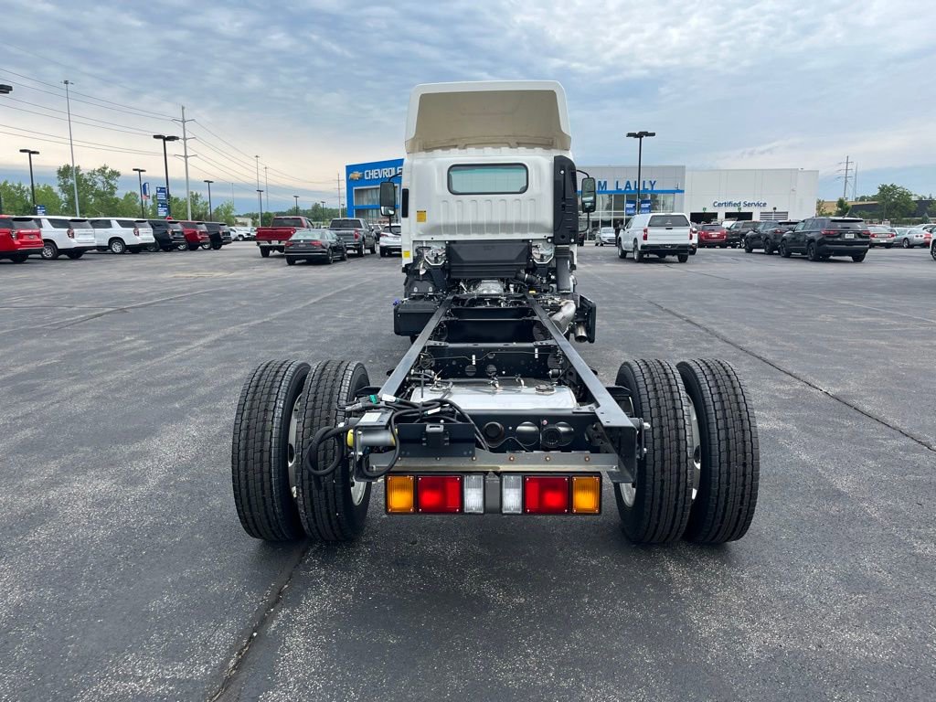 New 2023 Chevrolet Low Cab Forward 5500XD image 6