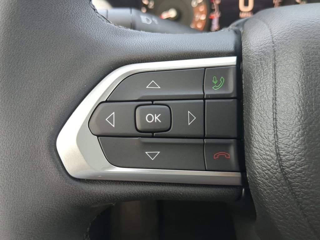 New 2025 Jeep Compass Latitude w/ Convenience Group image 9