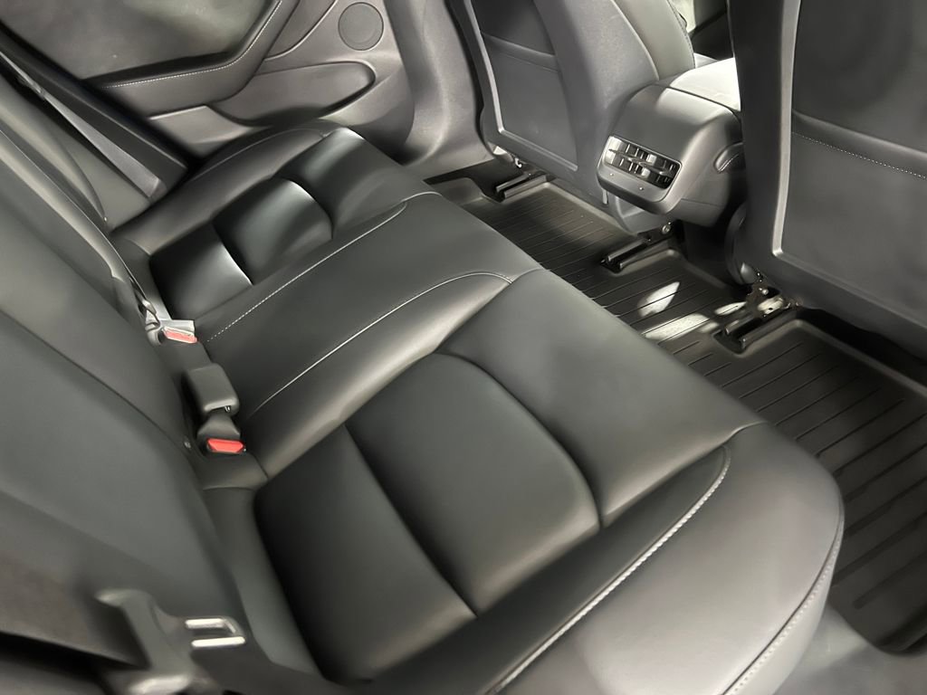 Used 2022 Tesla Model 3 image 18