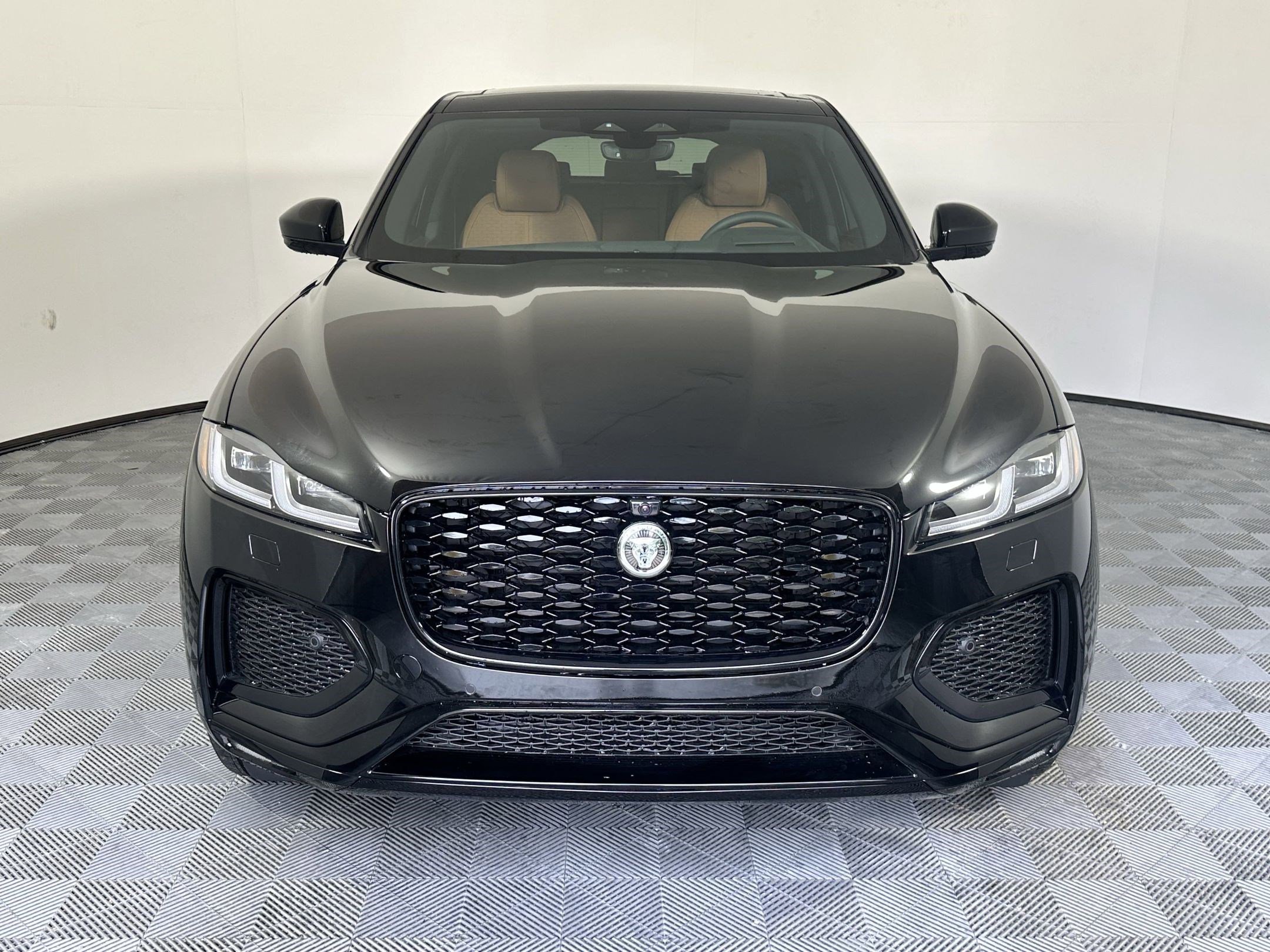 New 2026 Jaguar F-PACE R-Dynamic S image 5