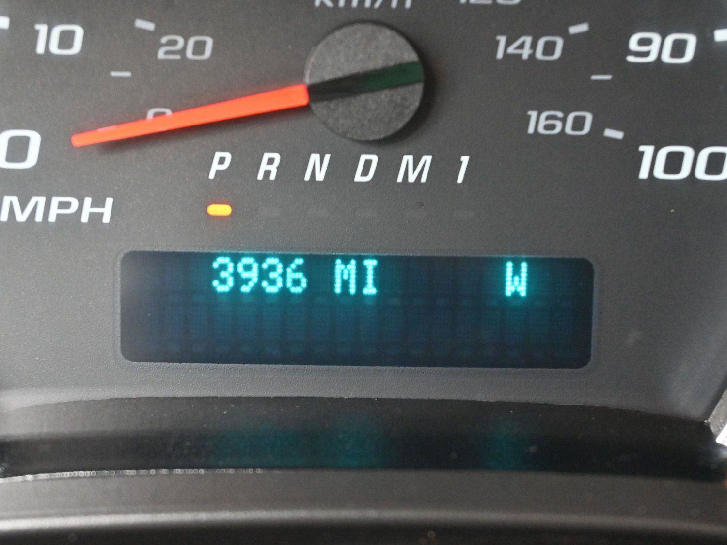 Used 2025 Chevrolet Express 3500 LS image 18