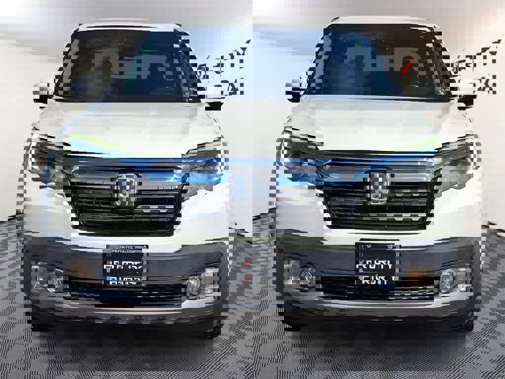 Used 2017 Honda Ridgeline RTL-E image 2