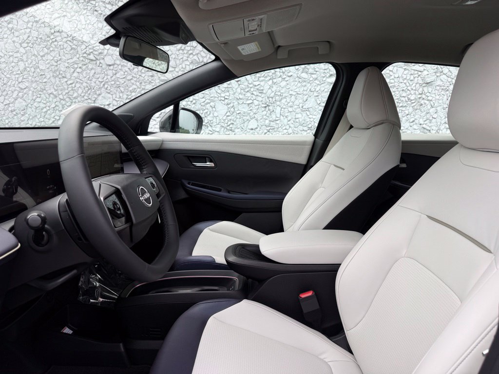 New 2026 Nissan Leaf SV Plus w/ Floor Mat Package (SV+) FWD image 13