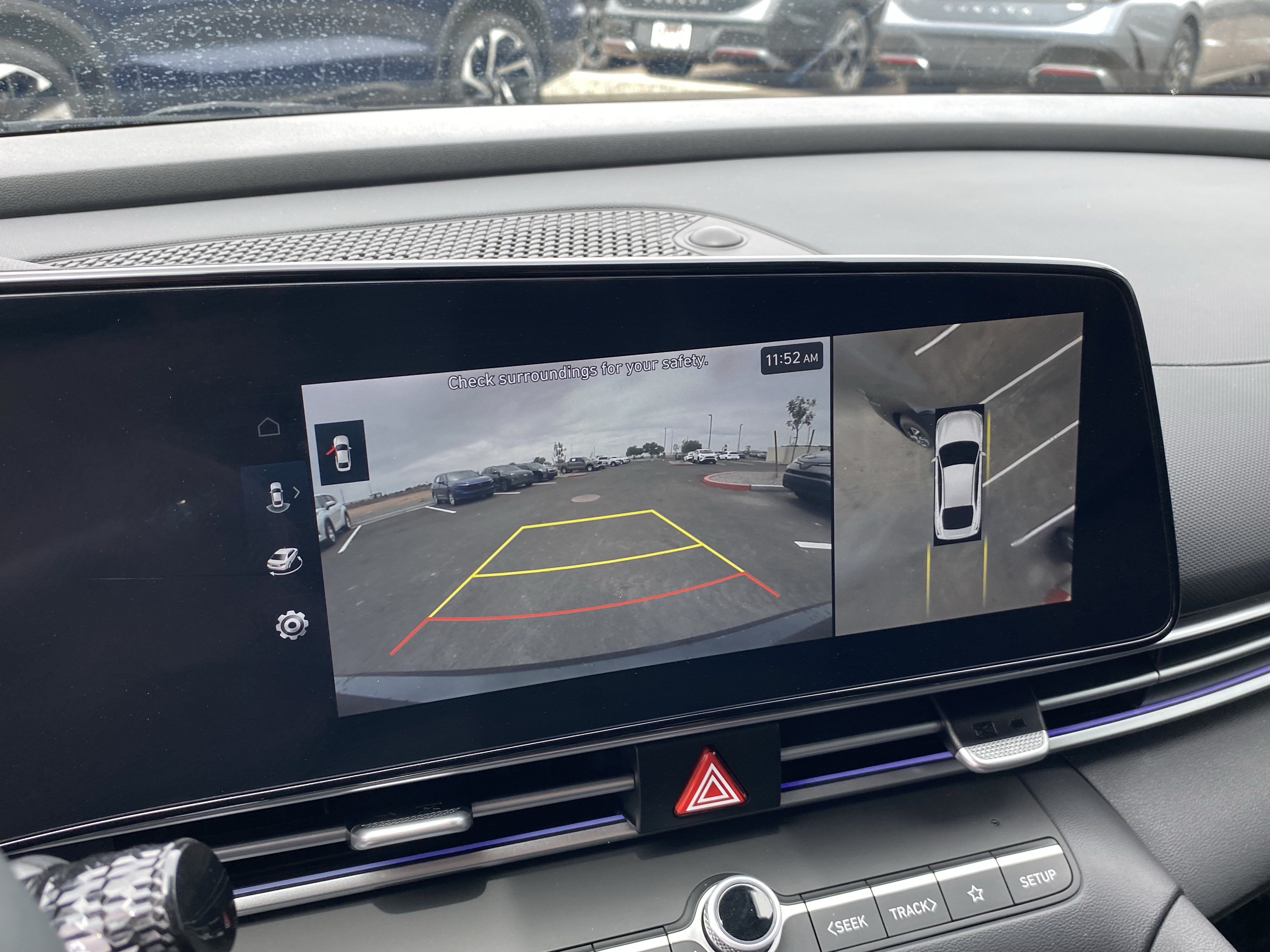 Certified 2024 Hyundai Elantra Limited FWD image 22