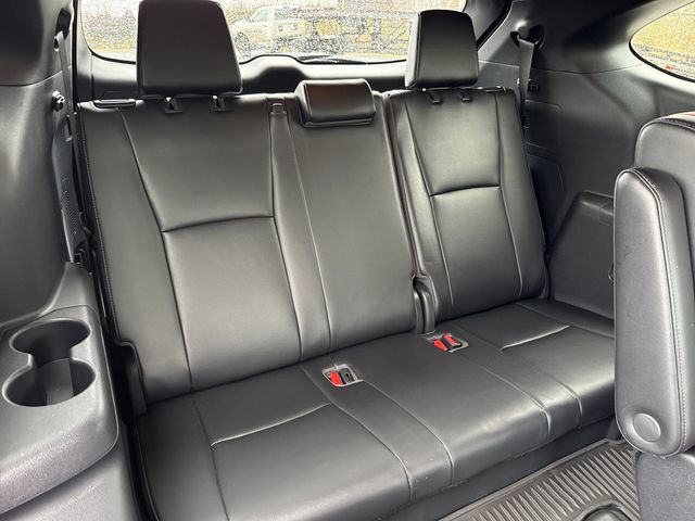 Used 2021 Toyota Highlander XSE image 16