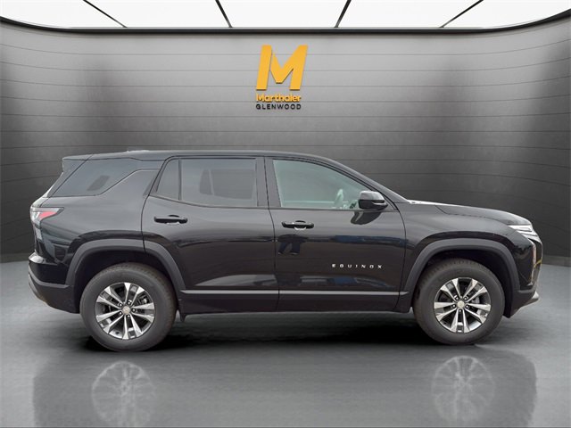 New 2026 Chevrolet Equinox LT w/ Convenience Package II image 2