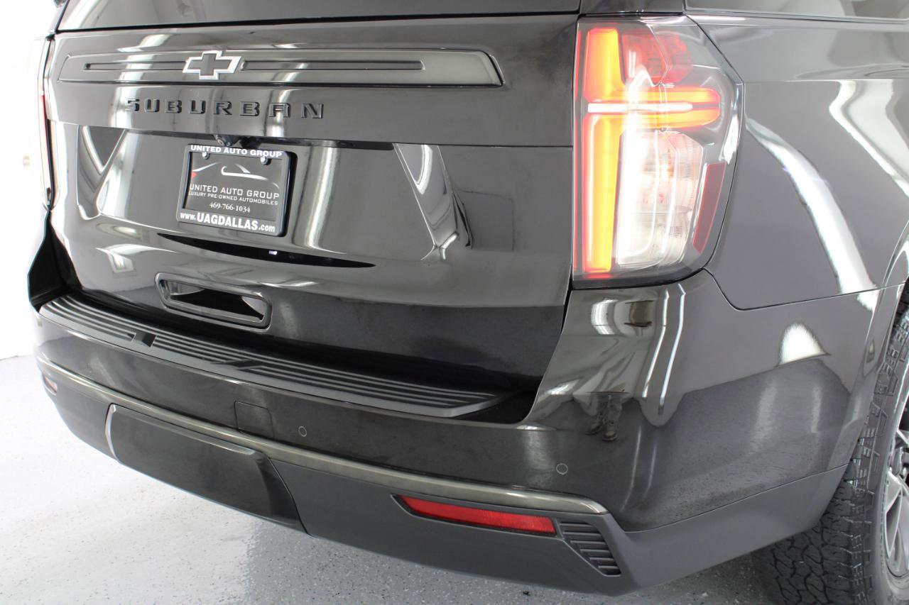 Used 2021 Chevrolet Suburban Z71 w/ Z71 Signature Package AWD/4WD image 23