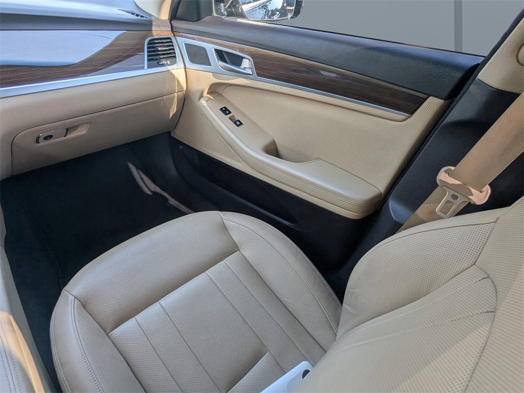 Used 2019 Genesis G80 3.8 image 17