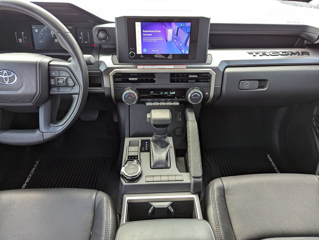 Used 2025 Toyota Tacoma SR5 AWD/4WD image 18