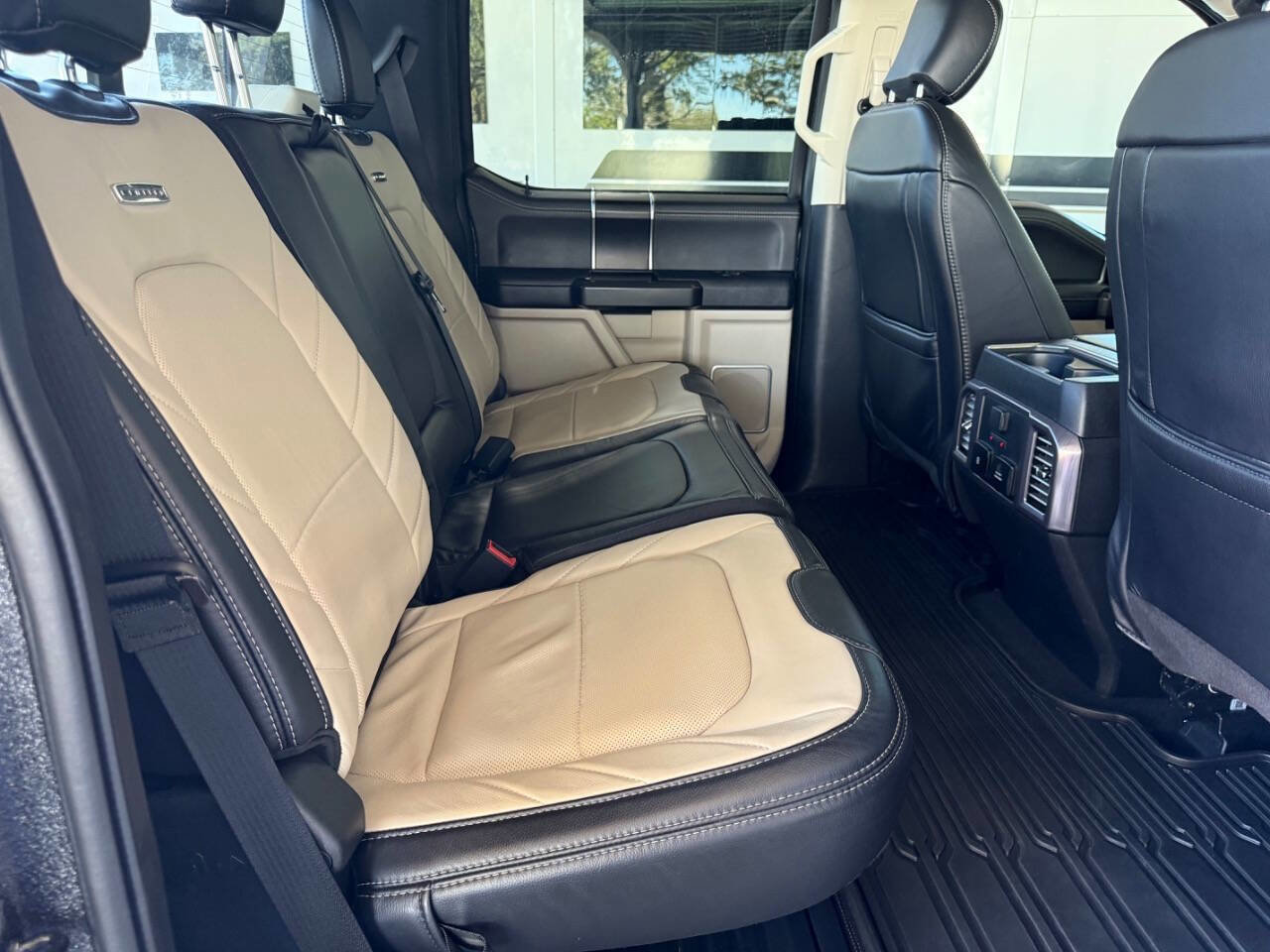 Used 2020 Ford F450 Limited w/ FX4 Off-Road Package image 28