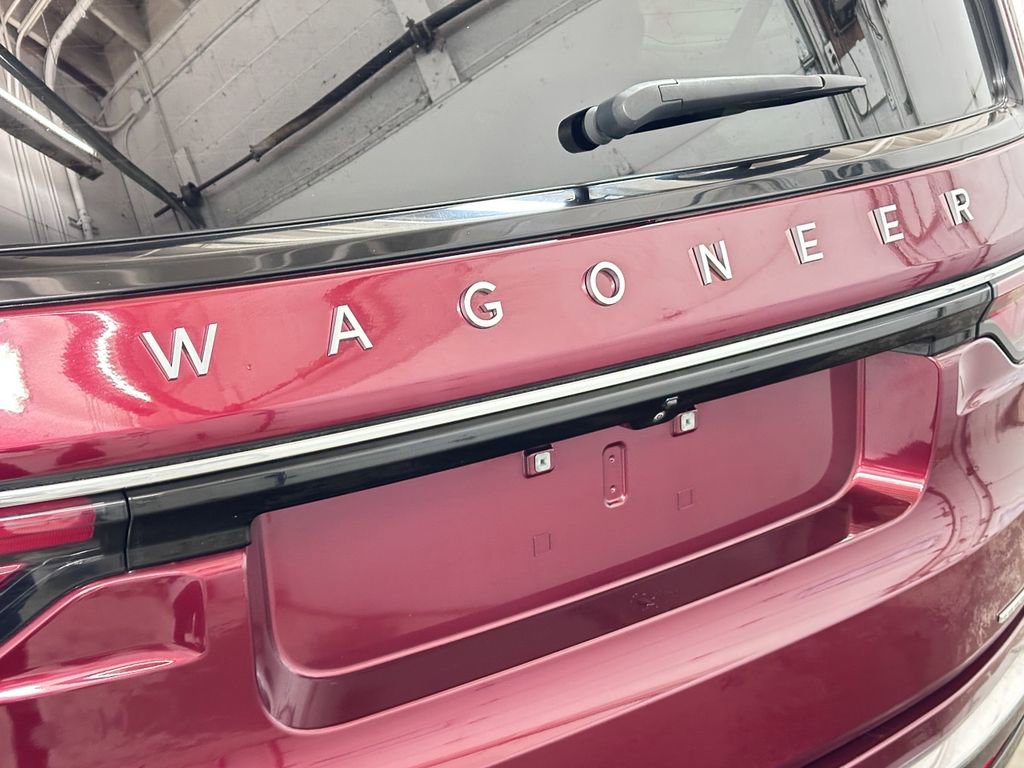 Used 2022 Jeep Wagoneer Series II image 16