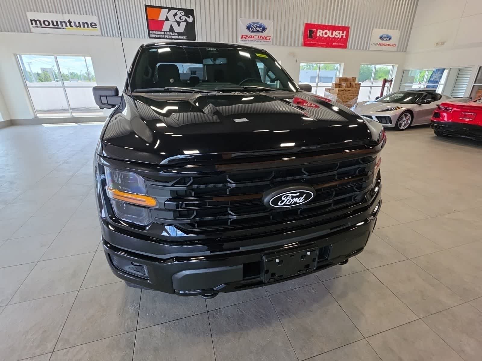 Used 2024 Ford F150 XLT w/ XLT Black Appearance Package AWD/4WD image 5