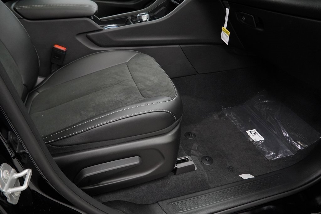 New 2025 Jeep Grand Cherokee Altitude image 36