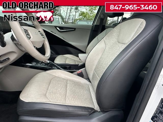 Used 2023 Kia Niro Wave FWD image 9