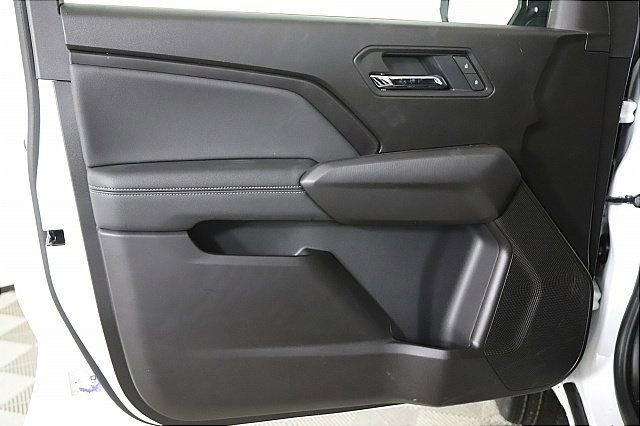 New 2025 Chevrolet Colorado LT image 11