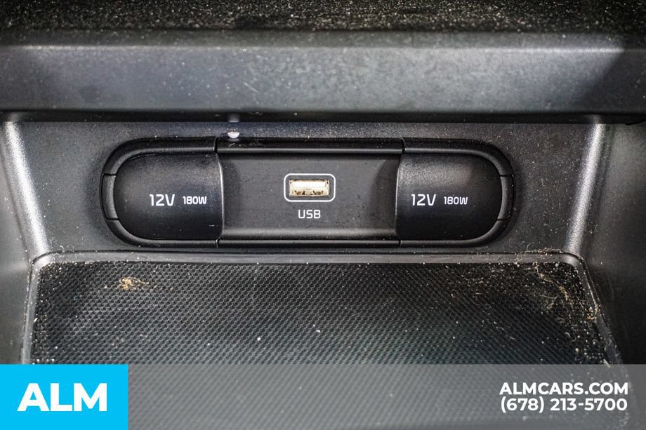 Used 2025 Kia Soul LX w/ LX Technology Package FWD image 41