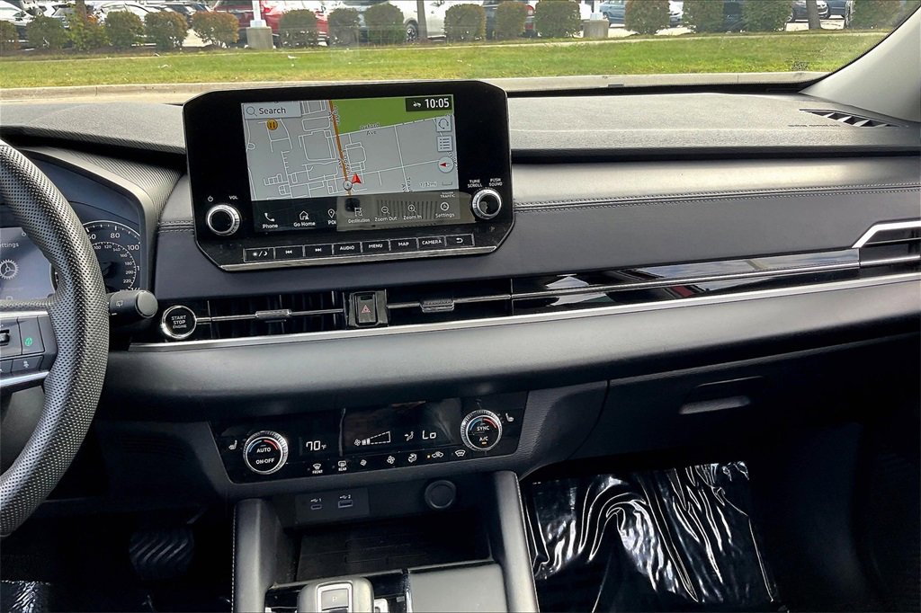 Used 2023 Mitsubishi Outlander SE image 18