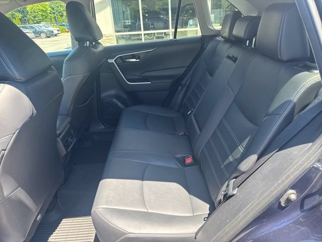 Used 2020 Toyota RAV4 XLE Premium AWD/4WD image 20