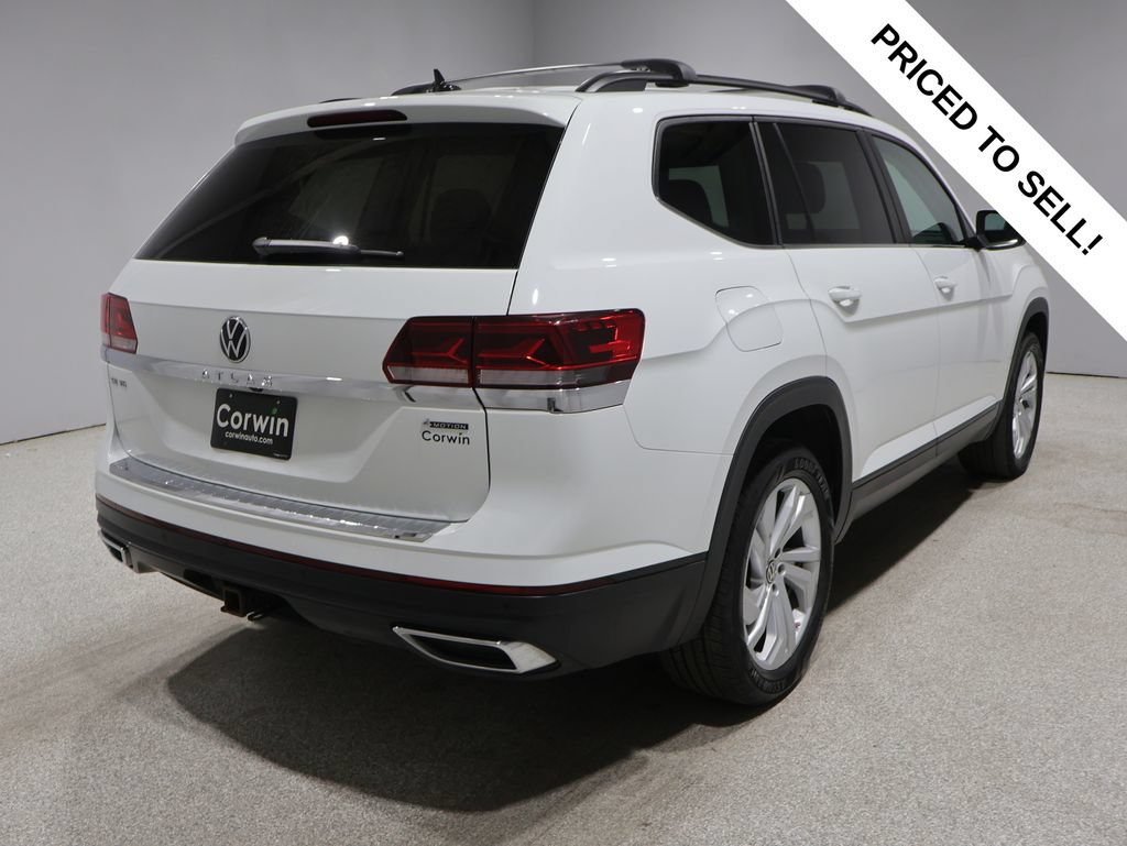 Used 2023 Volkswagen Atlas SE AWD/4WD image 2