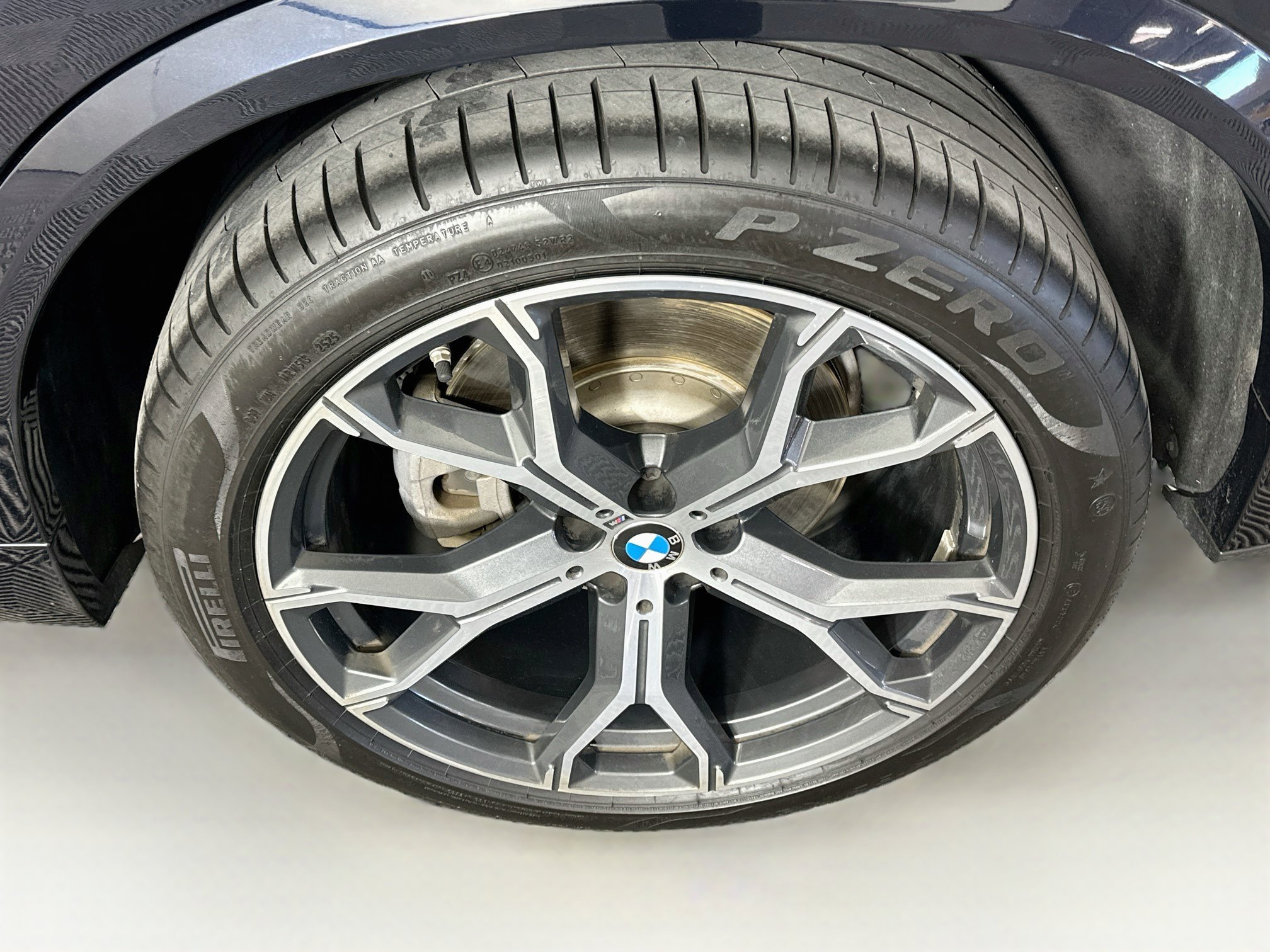 Used 2020 BMW X5 sDrive40i w/ M Sport Package RWD image 11