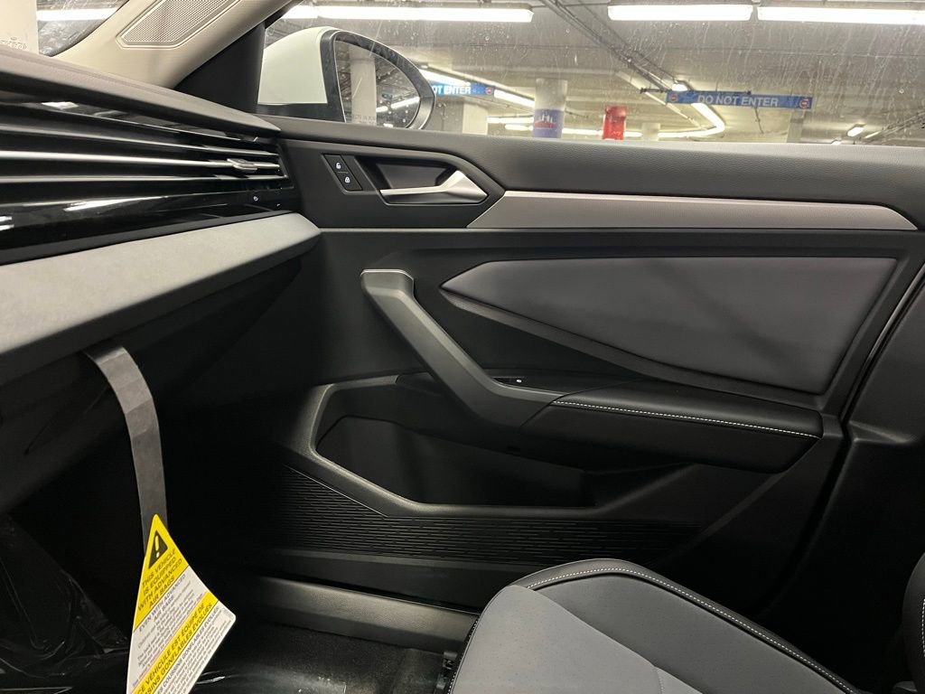 New 2026 Volkswagen Jetta SE FWD image 29