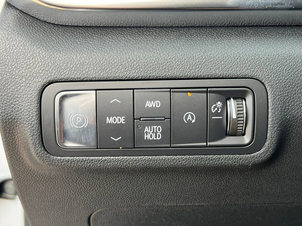 New 2026 GMC Terrain Denali w/ LPO, Floor Liner Package image 18