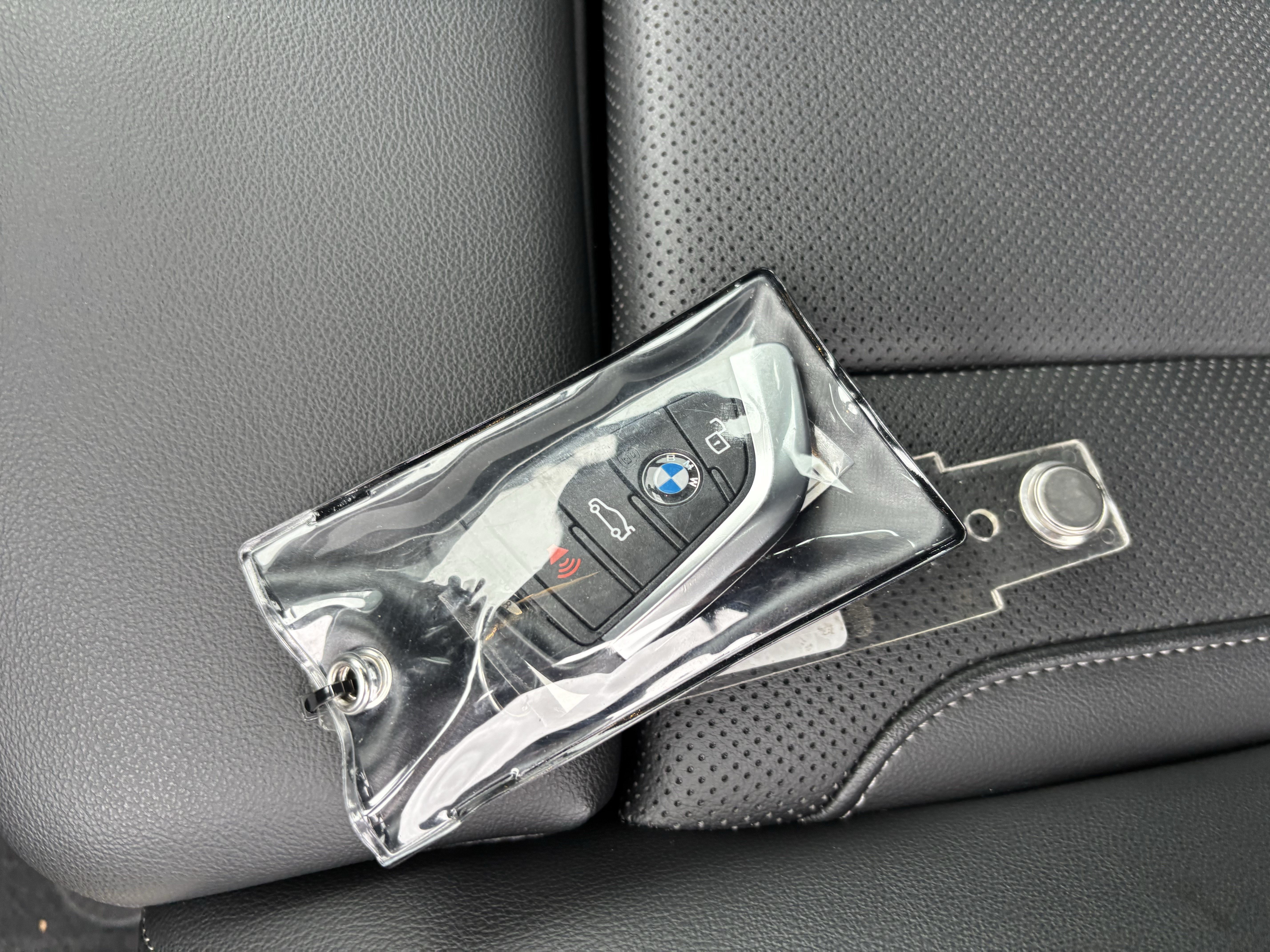 Certified 2025 BMW 330i Sedan RWD image 38