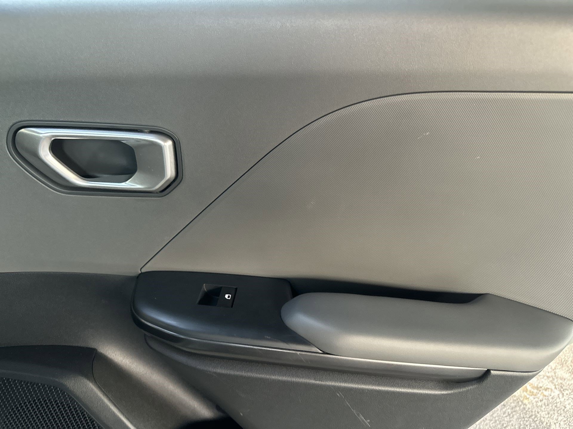 Used 2025 Kia K4 LXS image 26