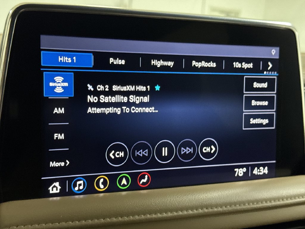 Used 2021 Chevrolet Suburban Premier AWD/4WD image 14