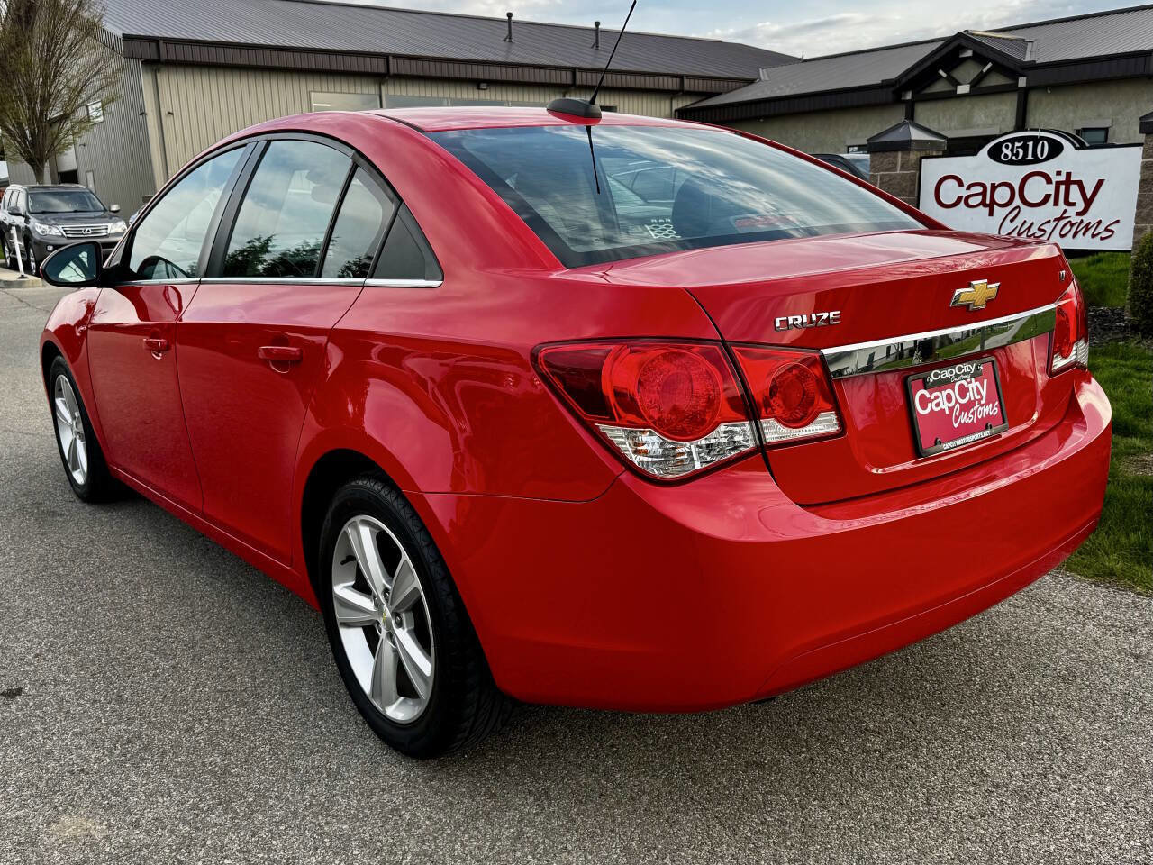 Used 2015 Chevrolet Cruze LT image 8