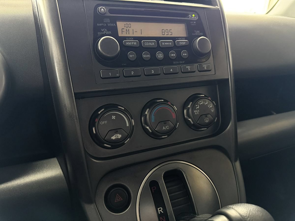Used 2005 Honda Element EX image 21