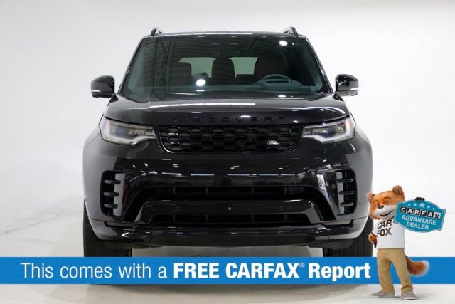 Used 2024 Land Rover Discovery Dynamic SE image 2