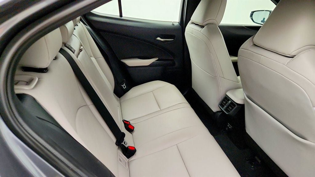 Used 2021 Lexus UX 250h w/ Premium Package AWD/4WD image 21
