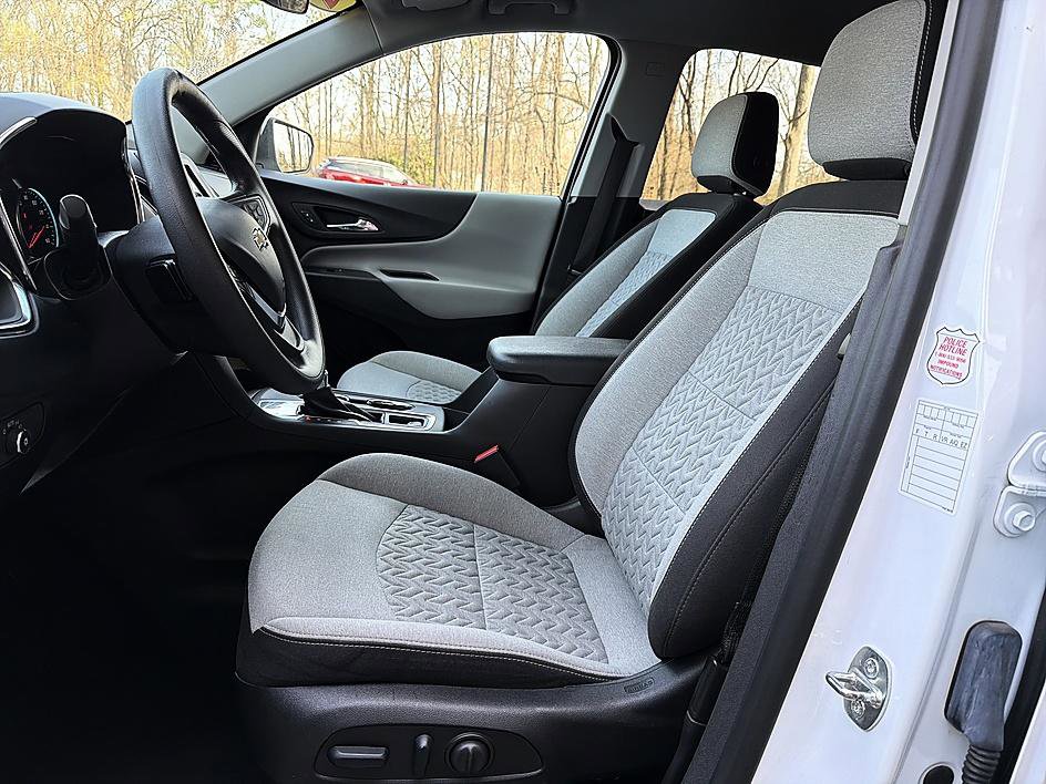 Used 2023 Chevrolet Equinox LT image 11