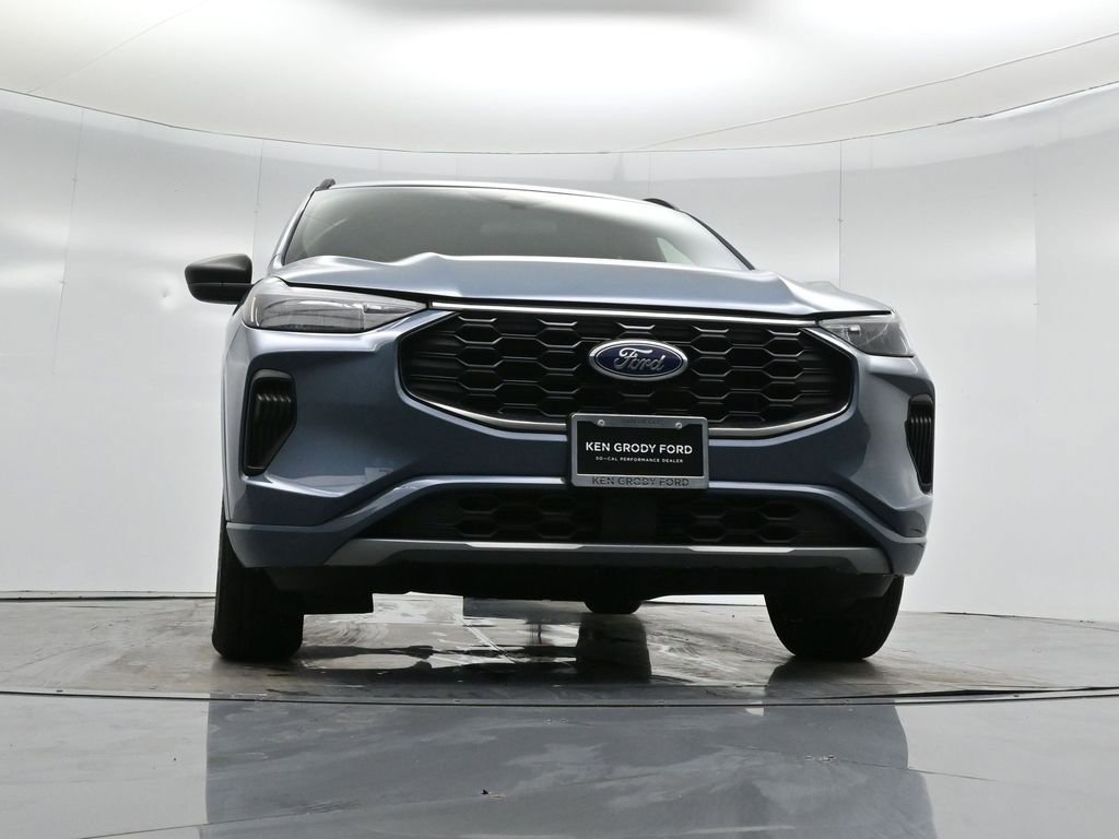Certified 2023 Ford Escape ST-Line w/ Tech Pack #1 image 48