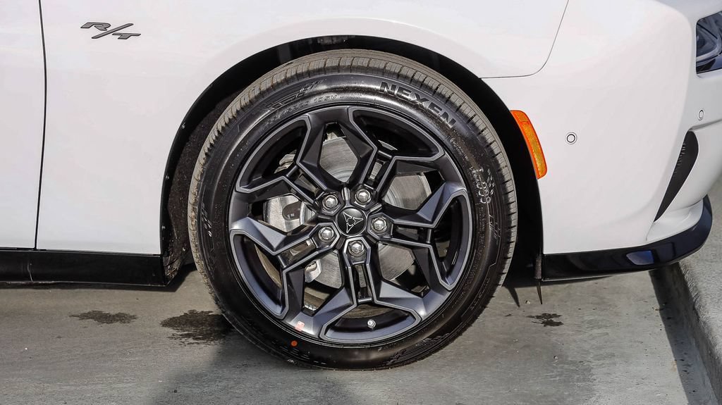 New 2026 Dodge Charger R/T AWD/4WD image 11