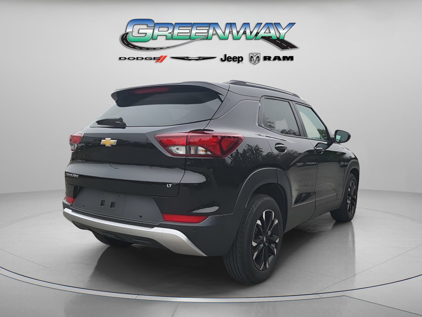 Used 2022 Chevrolet TrailBlazer LT w/ Convenience Package image 3