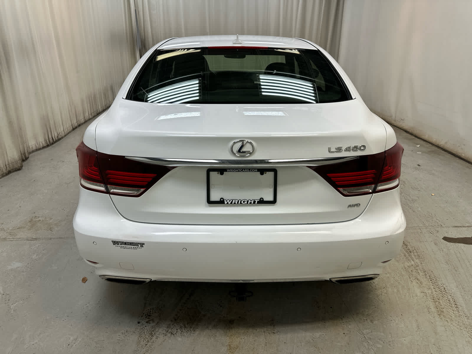 Used 2013 Lexus LS 460 AWD w/ F-Sport Pkg image 8