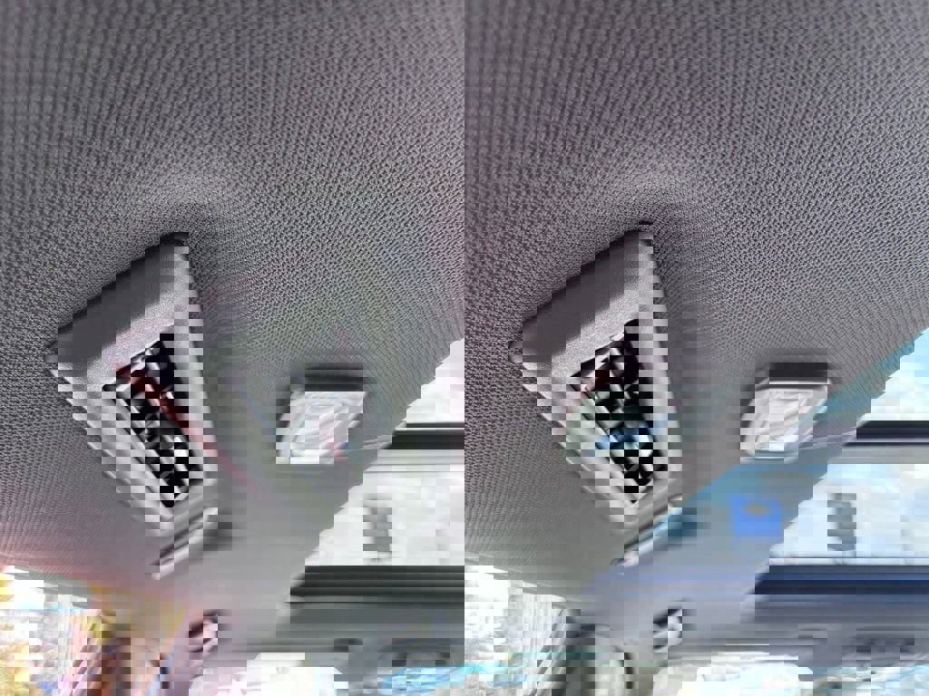 New 2026 Chevrolet Suburban Premier image 23