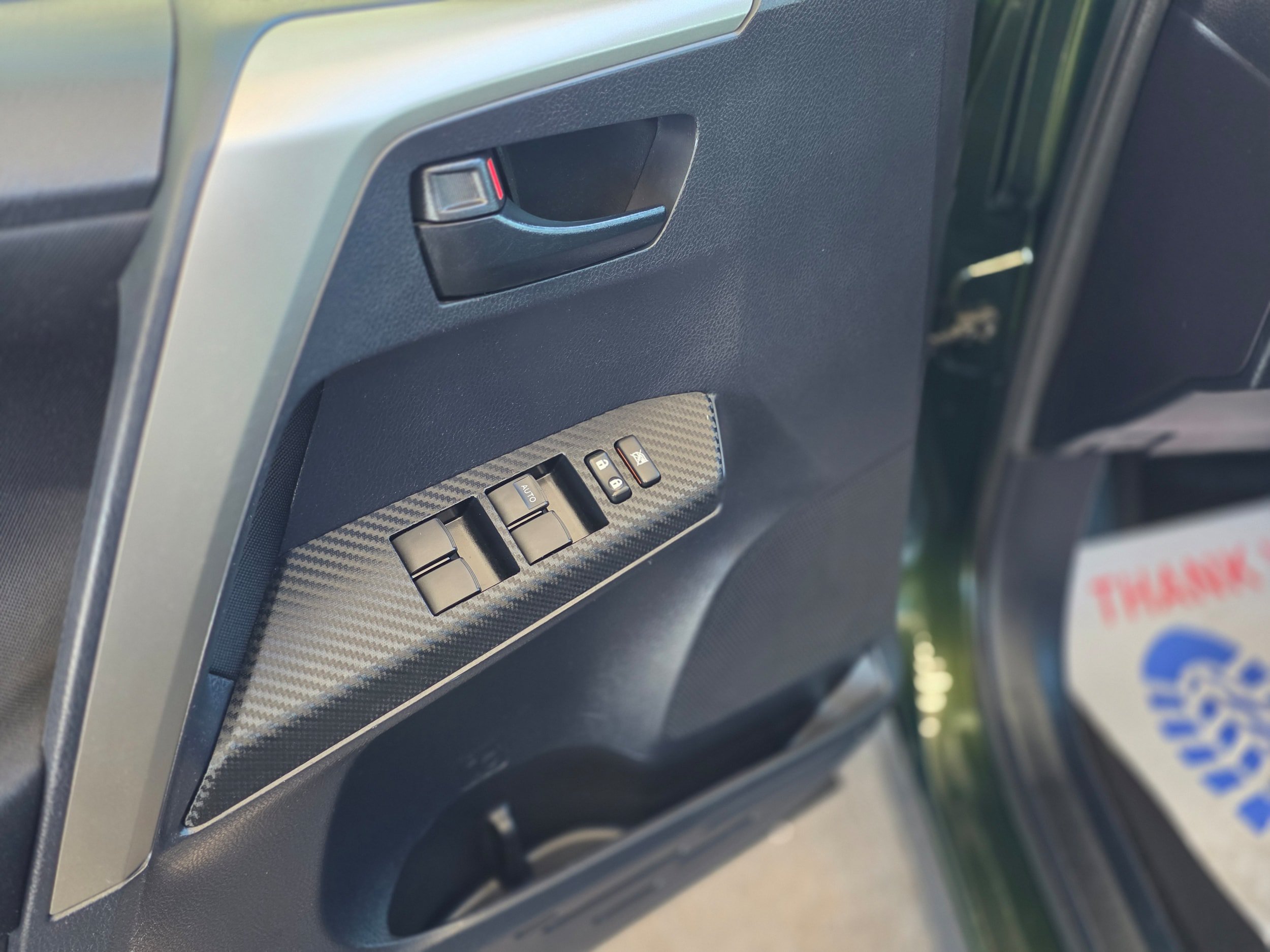 Used 2013 Toyota RAV4 XLE FWD image 12