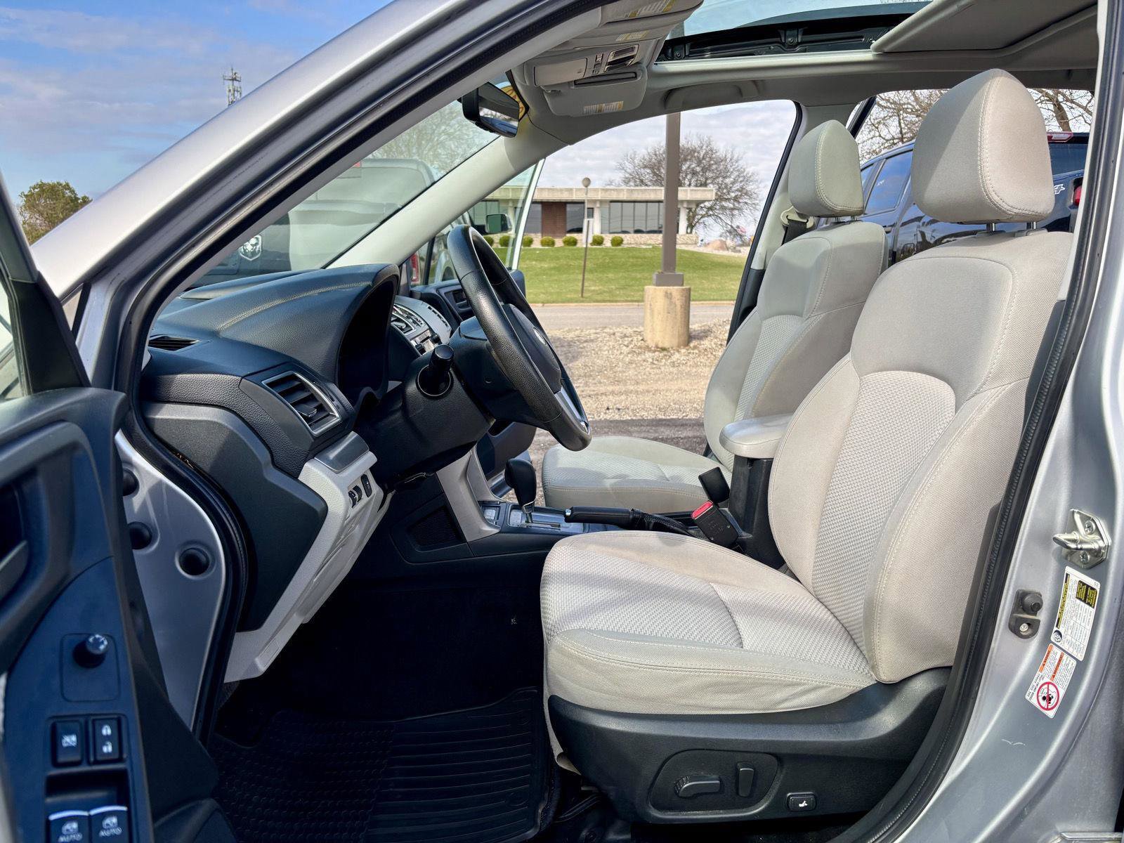 Used 2018 Subaru Forester 2.5i Premium w/ All-Weather Package AWD/4WD image 2