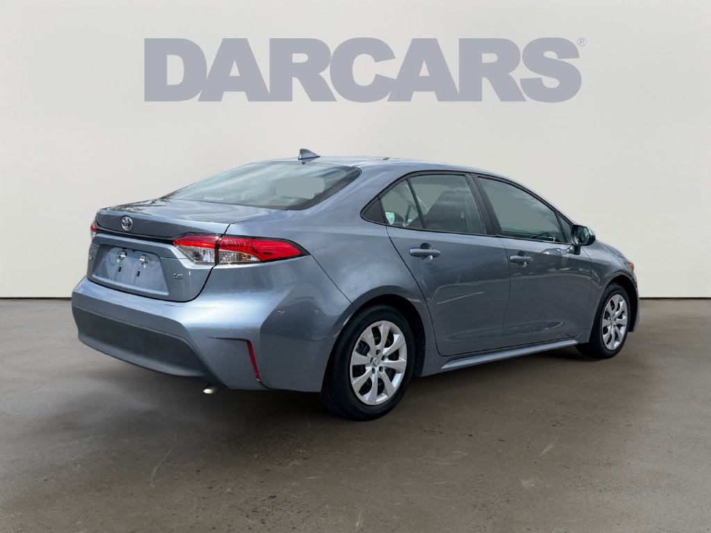 Used 2025 Toyota Corolla LE FWD image 6