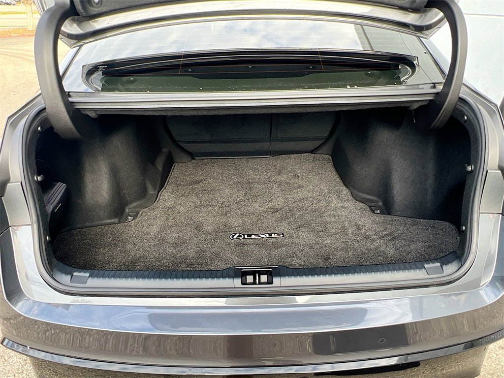 Used 2022 Lexus IS 350 F Sport w/ Accessory Package image 24