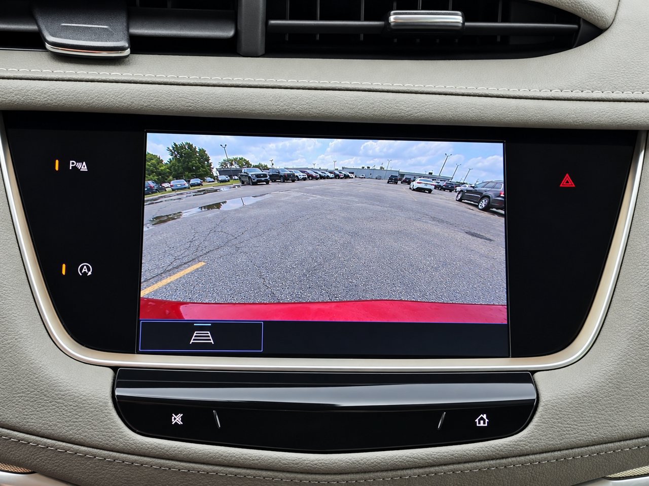 Used 2023 Cadillac XT5 Premium Luxury FWD image 18