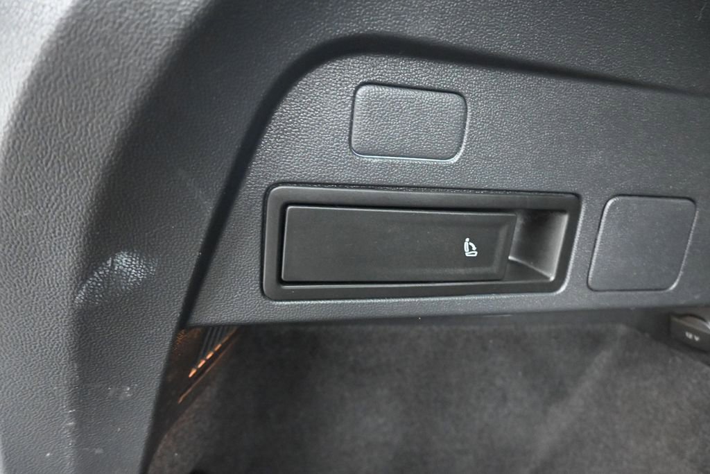 Used 2019 Volkswagen Tiguan SE AWD/4WD image 47