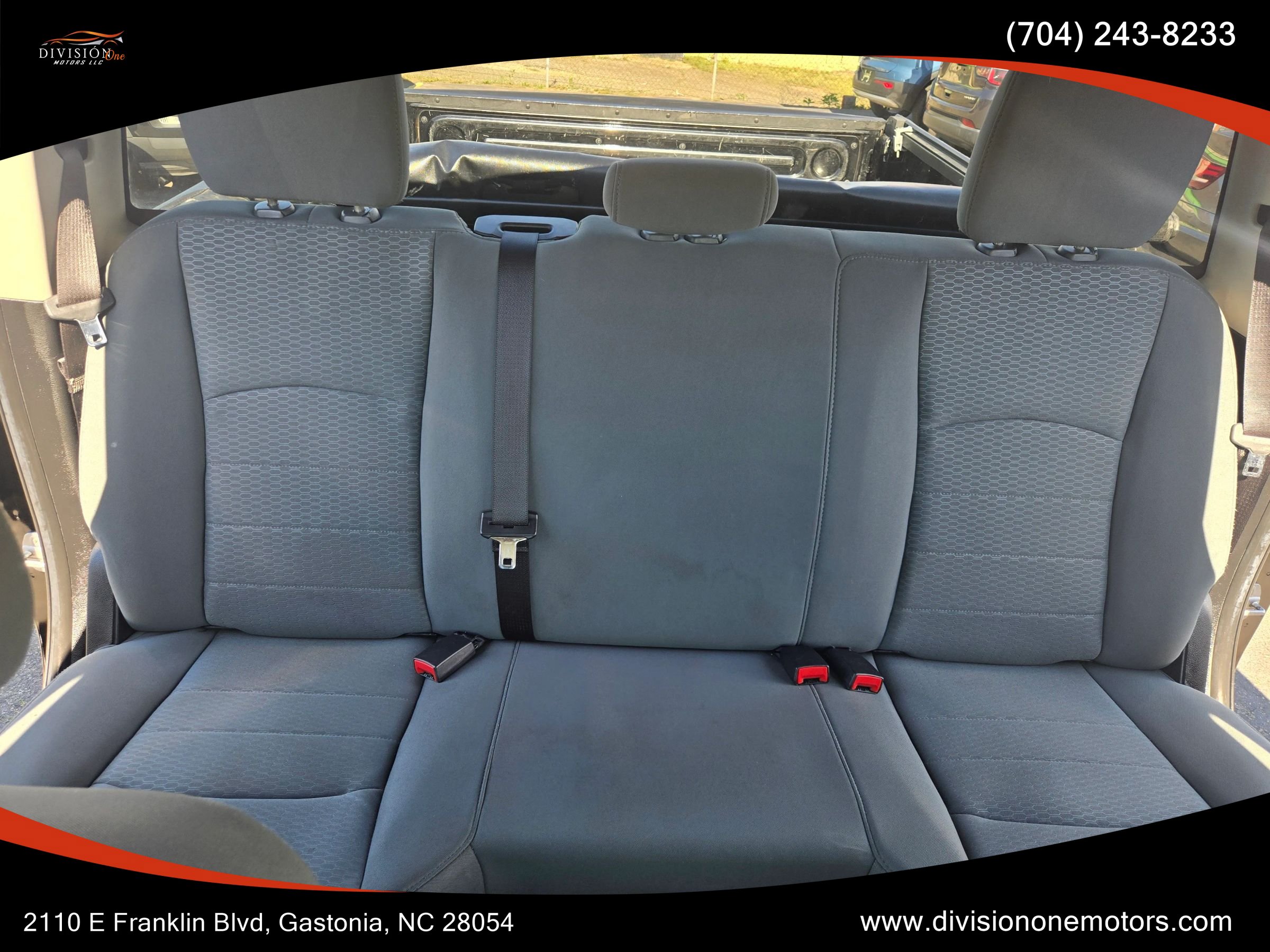 Used 2014 RAM 1500 Express w/ Black Ram 1500 Express Group RWD image 12