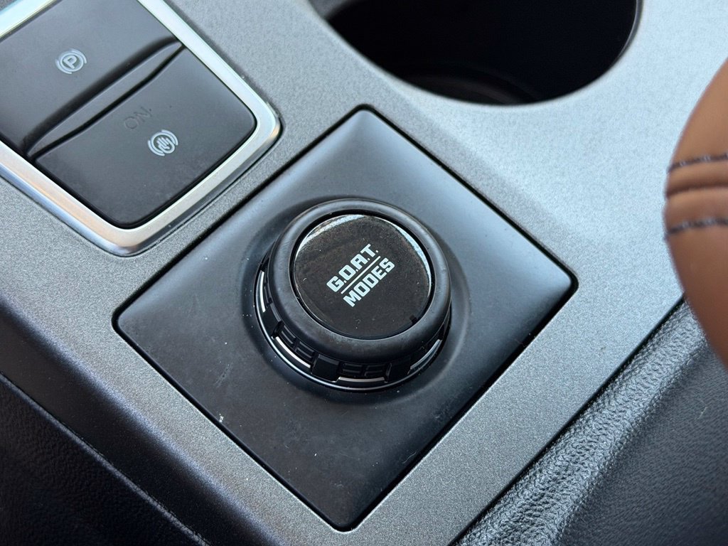 Certified 2025 Ford Bronco Sport Outer Banks w/ Outer Banks Tech Package+ AWD/4WD image 18