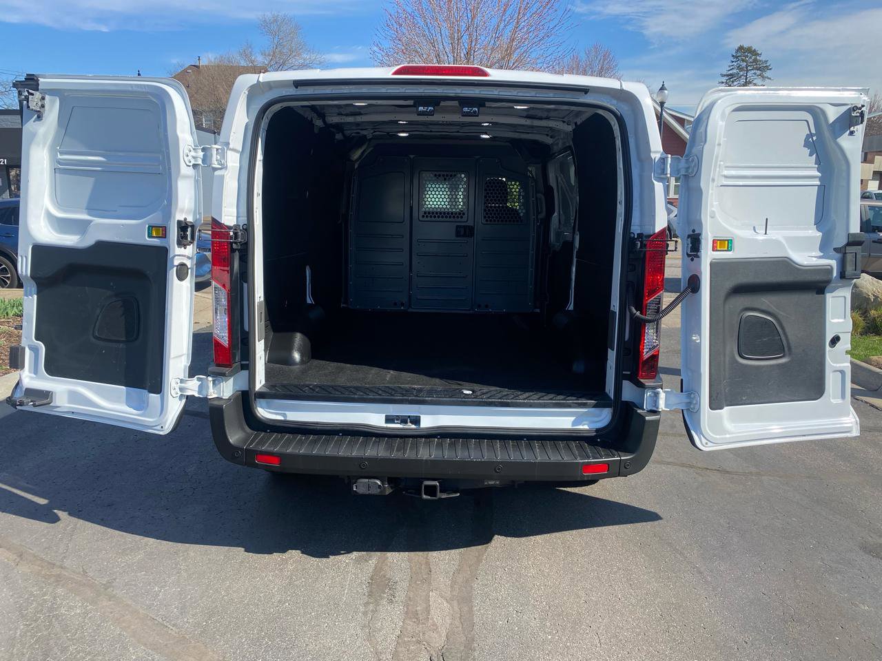 Used 2022 Ford Transit 250 Low Roof w/ Interior Upgrade Package RWD image 11